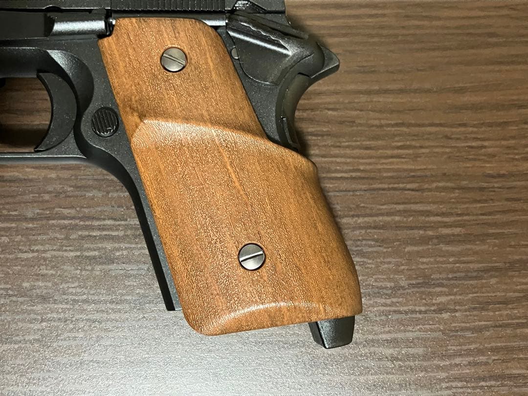 ポ*ダ様 千束の銃　モデルガン　中古品