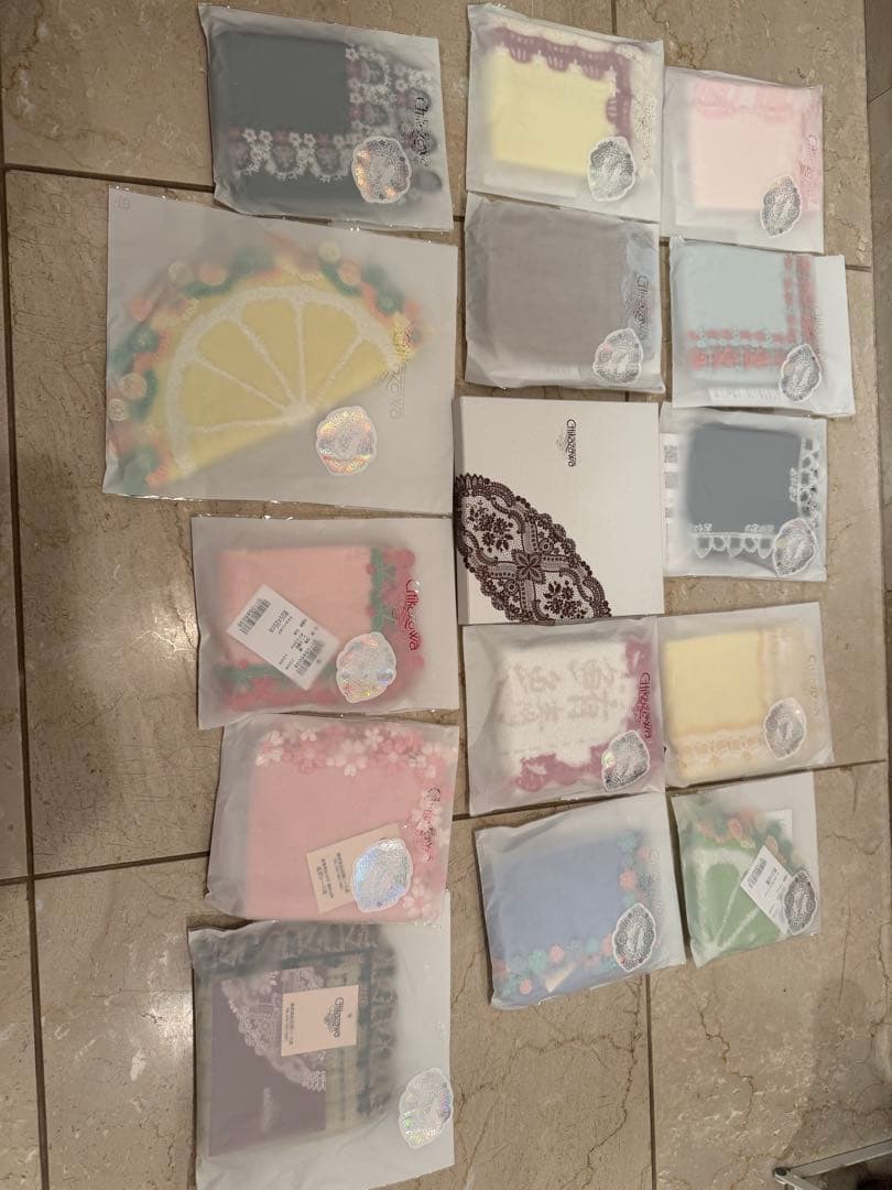 近沢レース人気ハンカチセット　桜、ビール、金魚、豚に真珠、将棋、ポップコーン、他