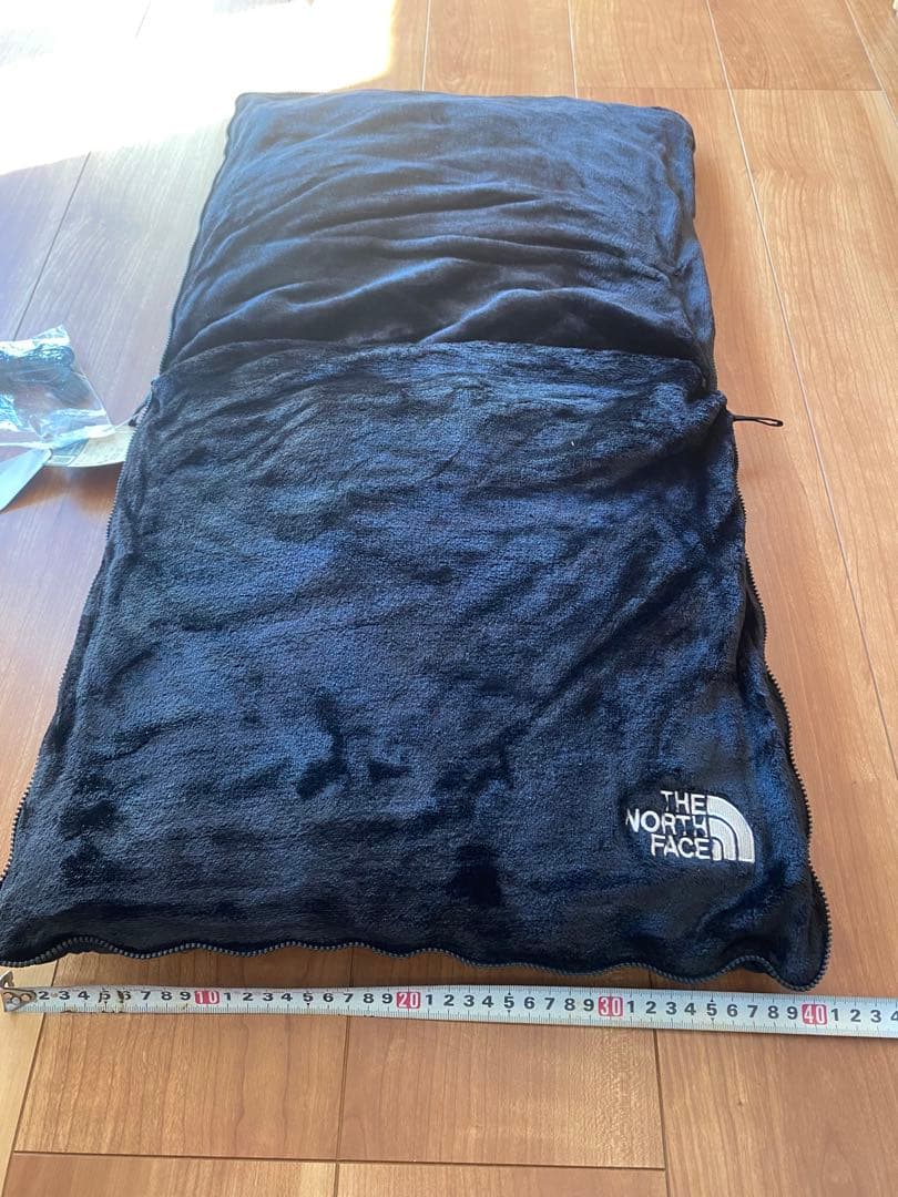 新品未使用のザ、ノースフェイスコージーキャンプクッション最終値下げ