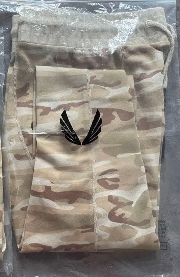 その他 Joggers asrv sand camo