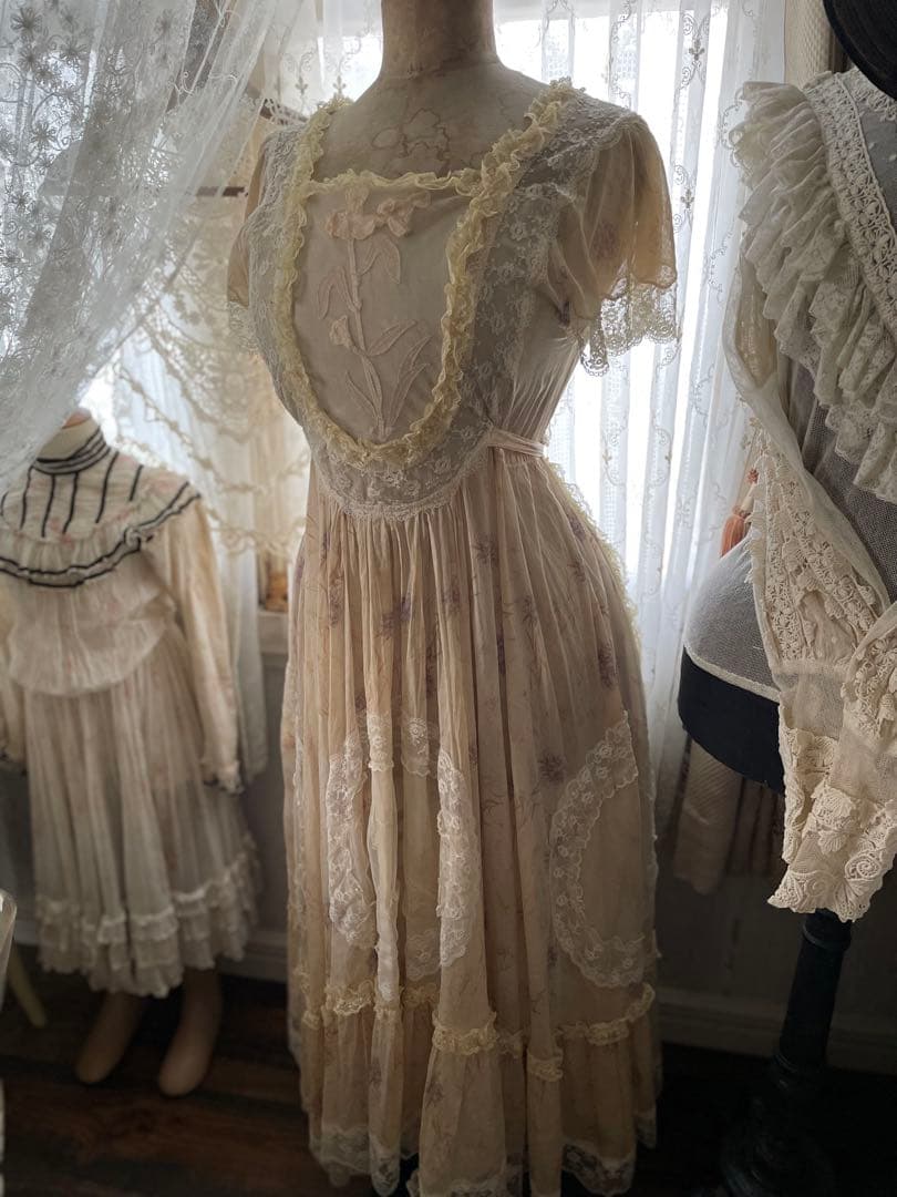 〜♡〜 美しいアンティークドレス 〜♡〜 フランスアンティークレース