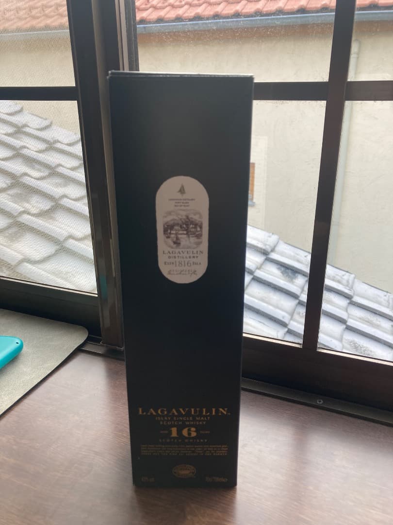 ラガーヴリン 16年 シングルモルトウイスキー