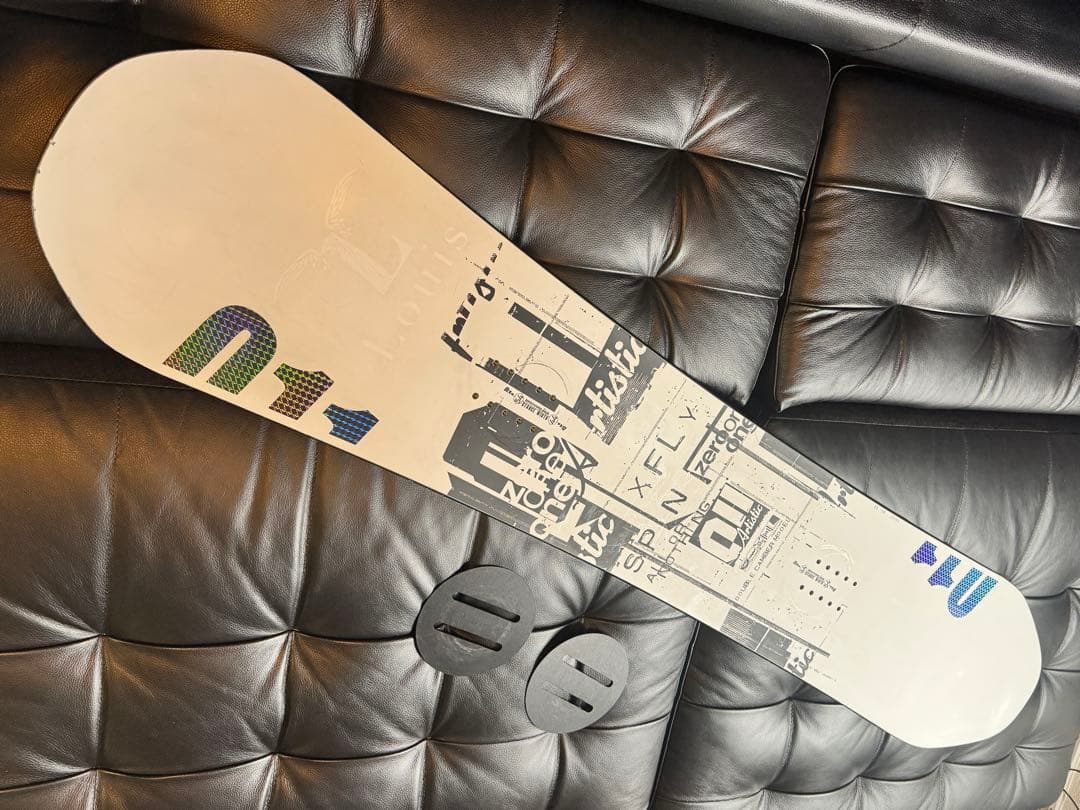 011ARTISTIC X FLY SPIN 150 スノーボード　板　グラトリ