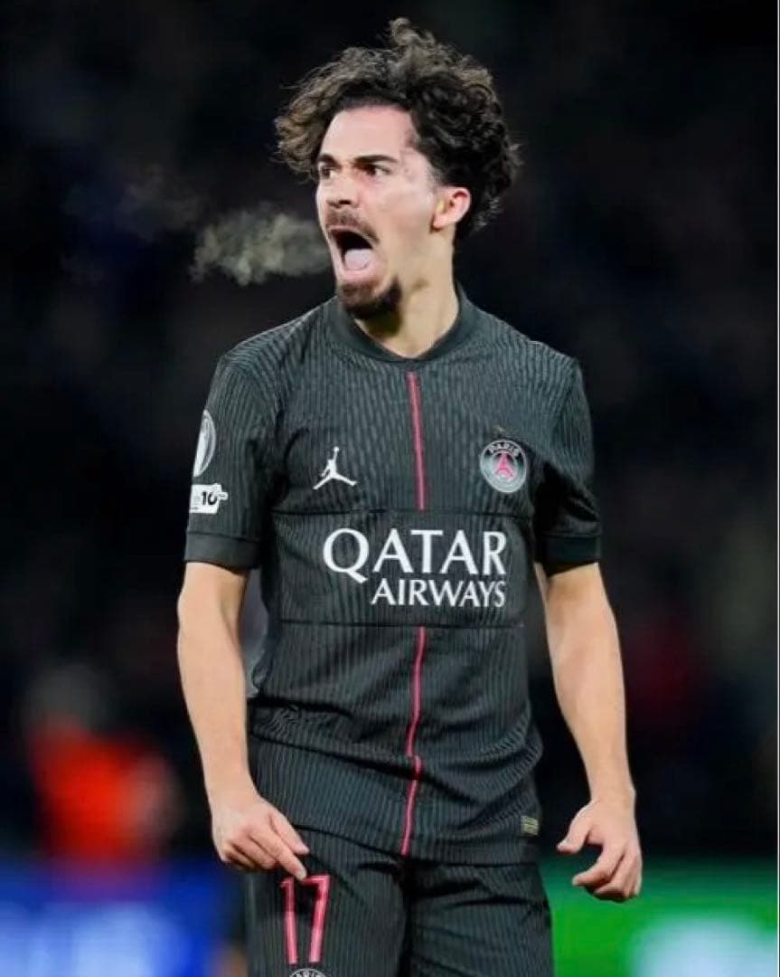 PSG パリサンジェルマン 2025/2026 4th ユニフォーム　M