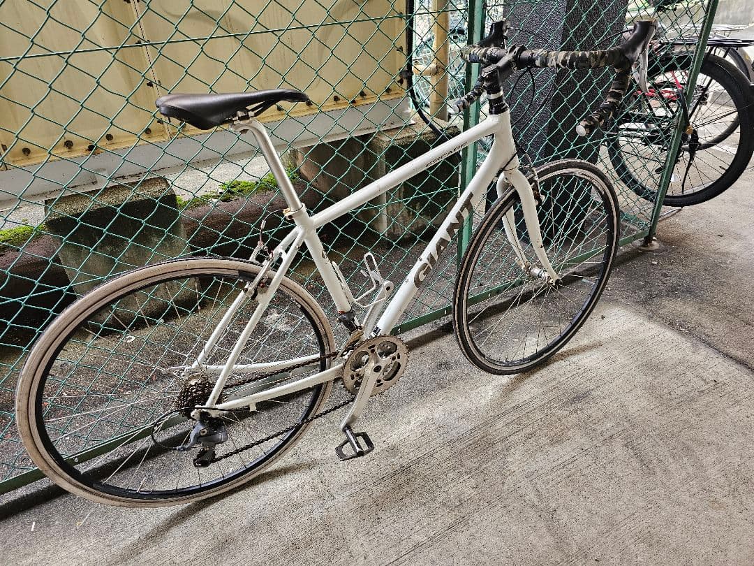 GIANT エスケープ ロード化