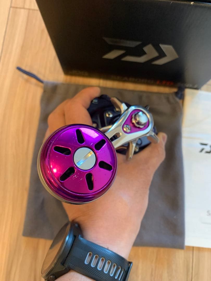 リール DAIWA SEABORG LTD 300J