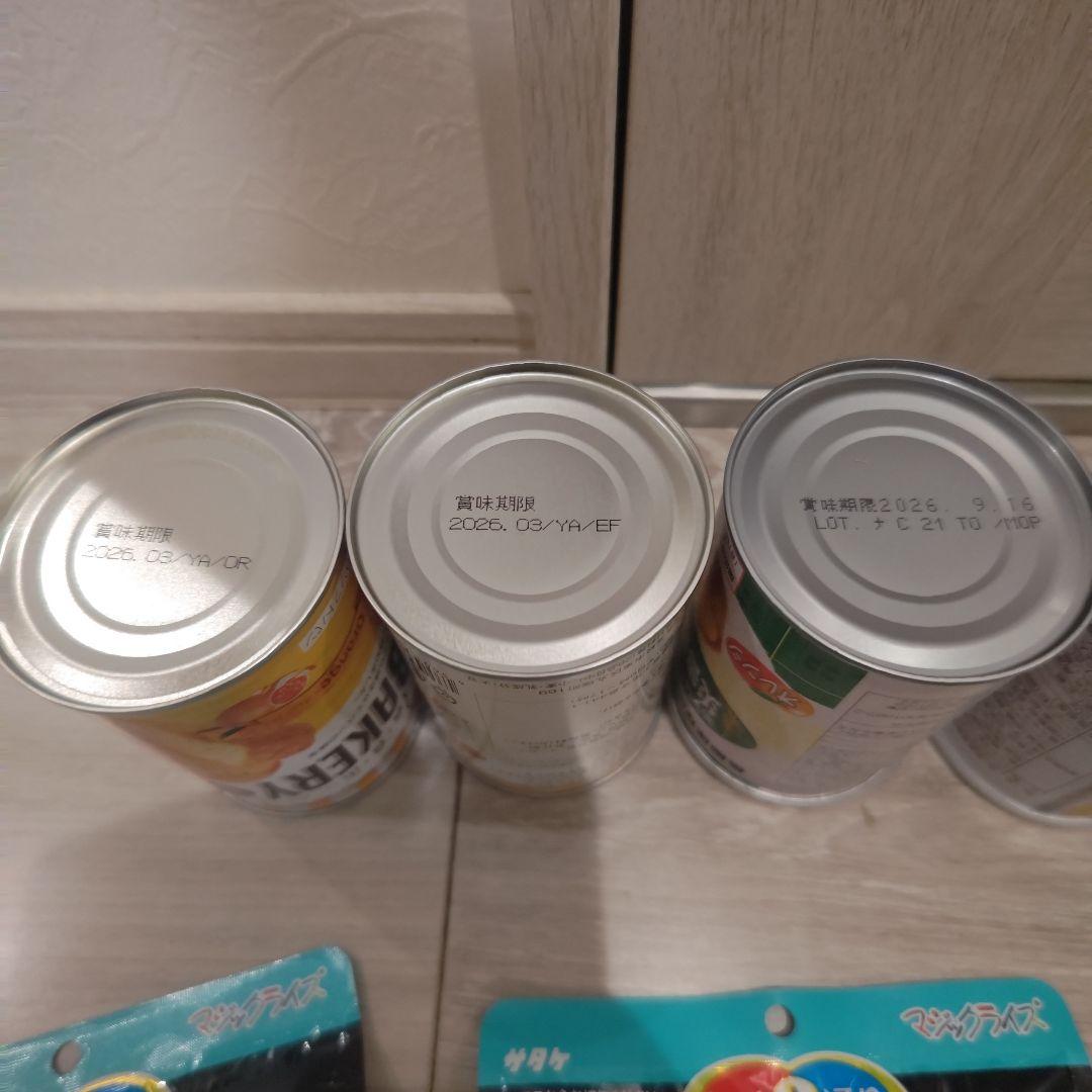 非常用食品セット（白飯、ドライカレー、五目飯、パンの缶詰）