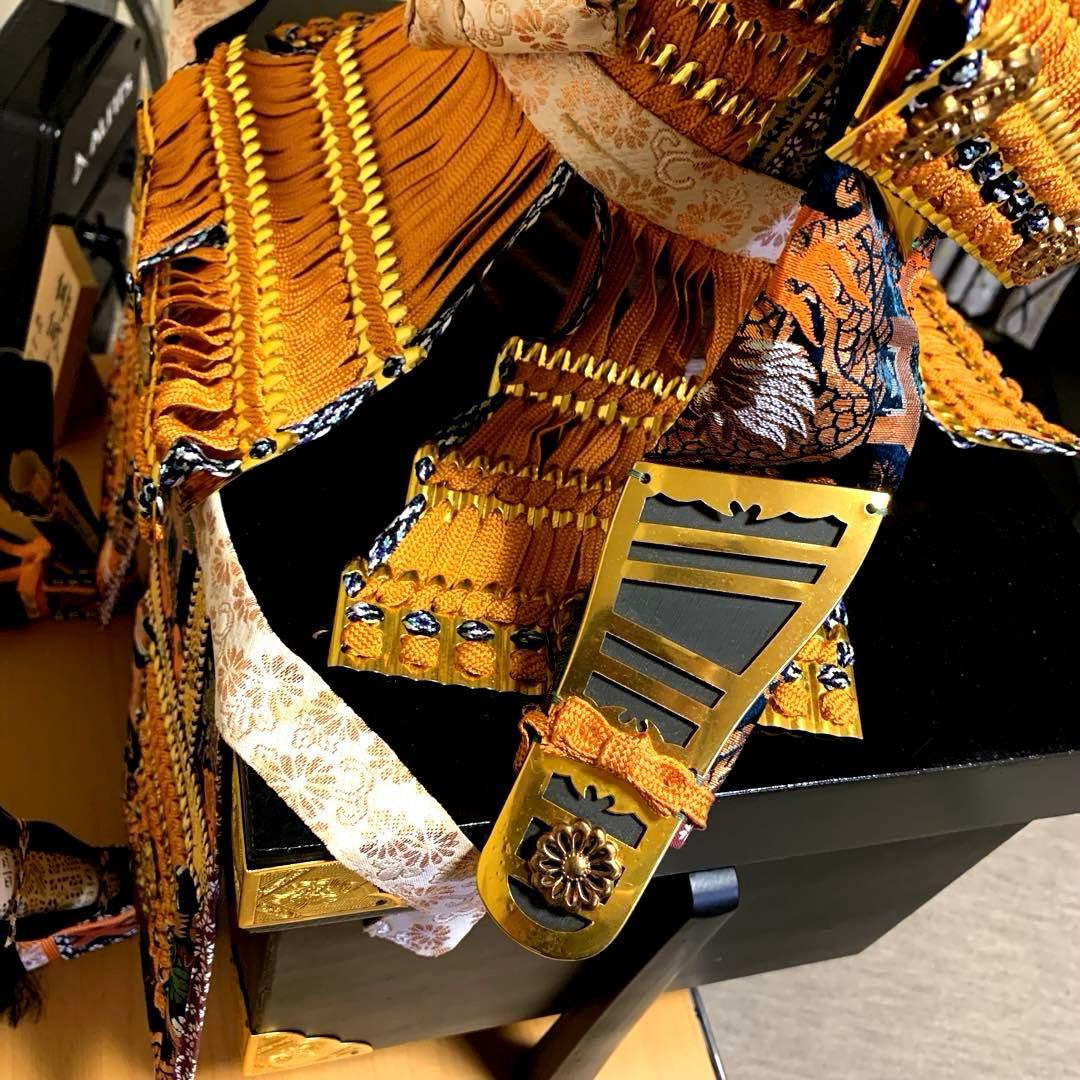 雄山作　五月人形 武者飾り一式　 置き台付き 鎧 兜　【美品】