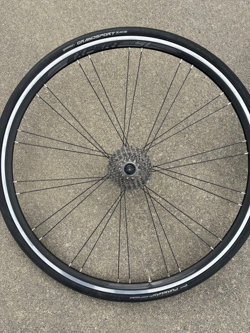 Ultegra 11速 完組ホイール 700C ブラック/ホワイト