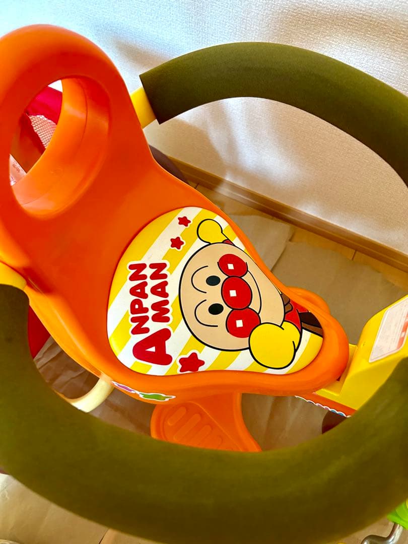 【美品】アンパンマン・三輪車