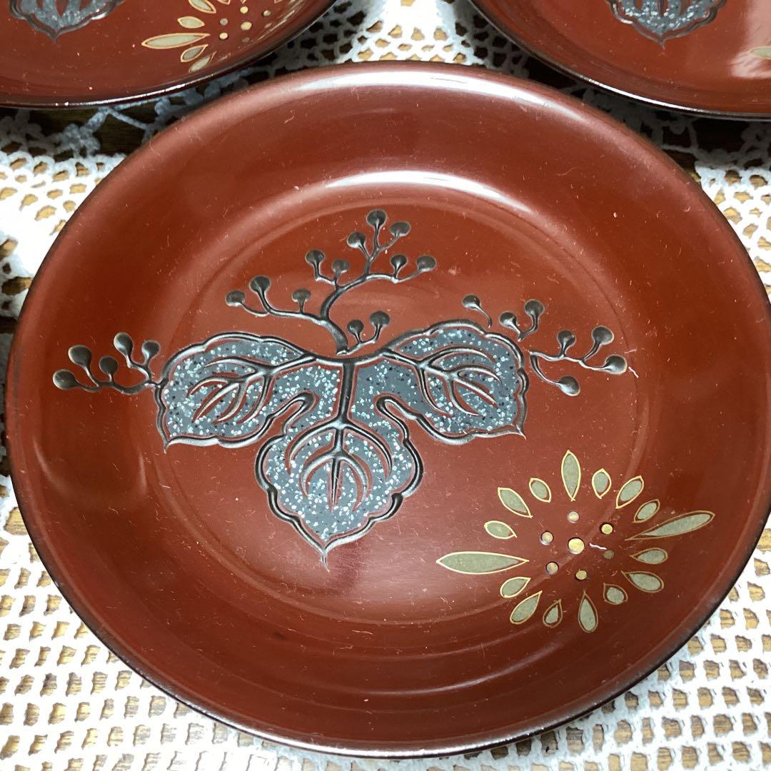 k2f7 漆器製 赤茶色の桐菊模様皿 24枚セット