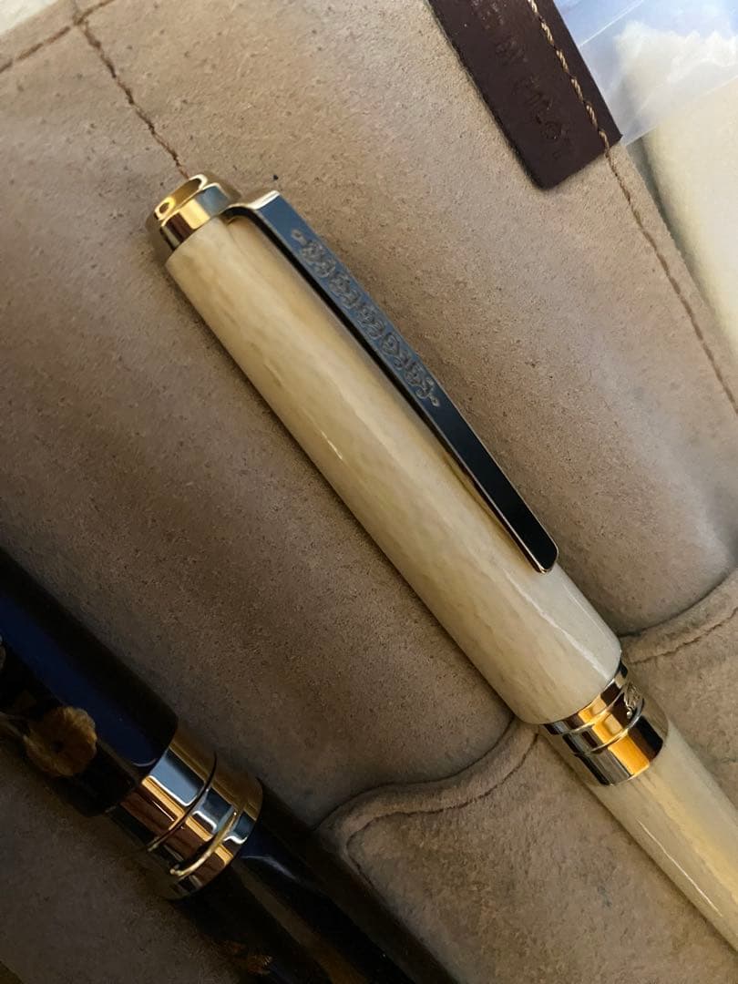 セーラー　銘木シリーズ　ホワイト軸　万年筆　希少
