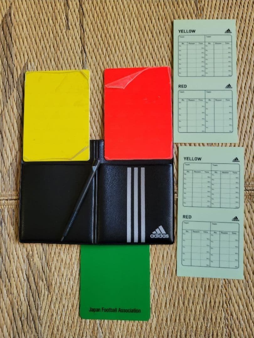 サッカー 審判ウェア＋レフェリーグッズセット