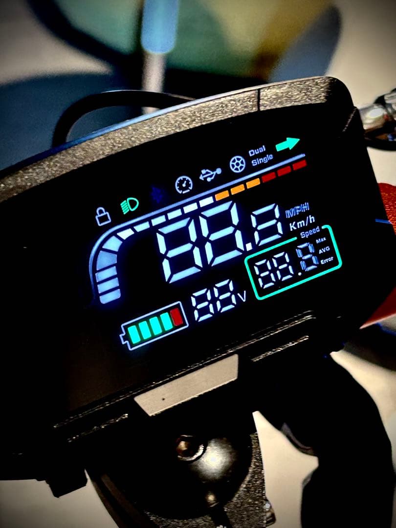 日本製EVスクーター　アバンブラック　サドル付き新品撮影車一台最大5年保証