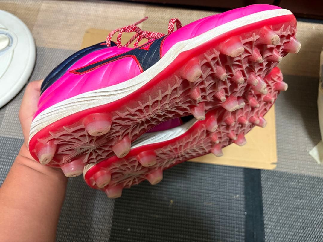 ミズノプロ ポイントスパイク 母の日限定カラー