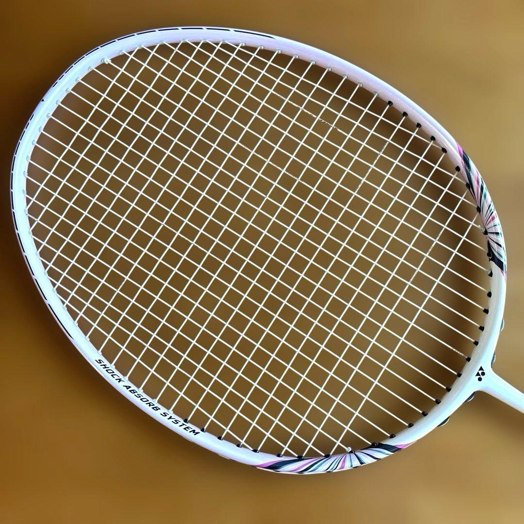⭐︎YONEX Nanoray 50 バドミントンラケット カバー付き