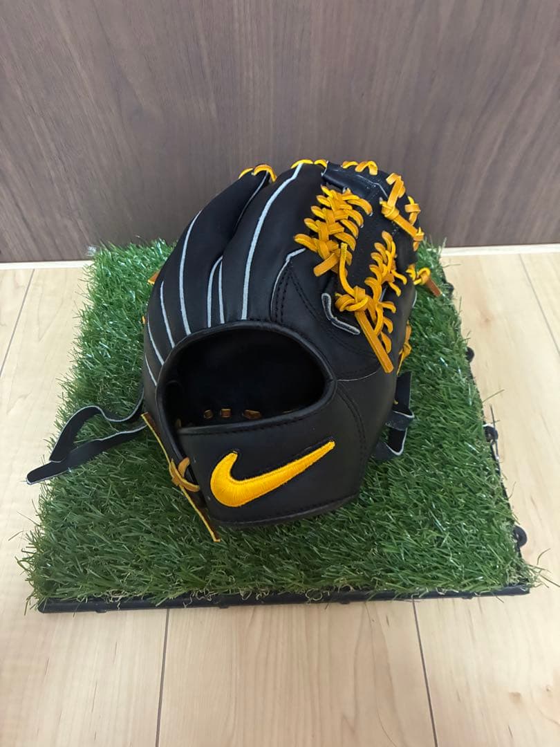 NIKE一般軟式用内野手グラブ　全紐交換＋湯もみ型つけ済み