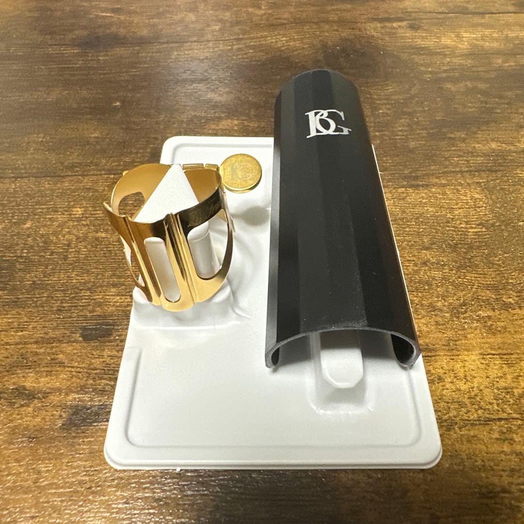 BGトラディション リガチャー テナーサクソフォーン用 ゴールドラッカー L40