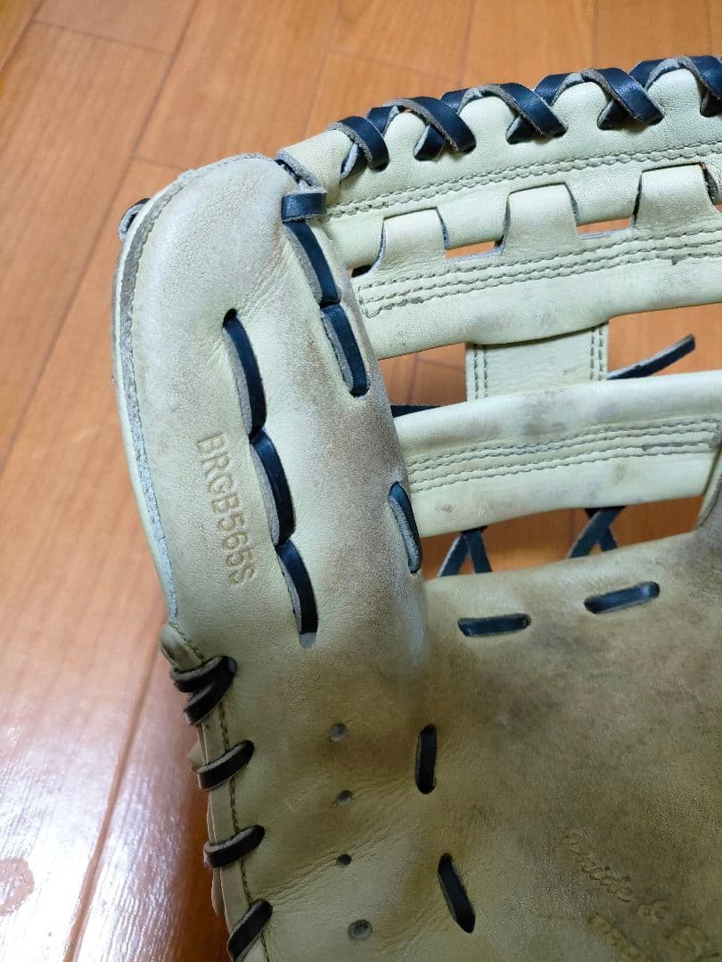 ZETTプロステイタスSE　軟式用グローブ（源田モデル）