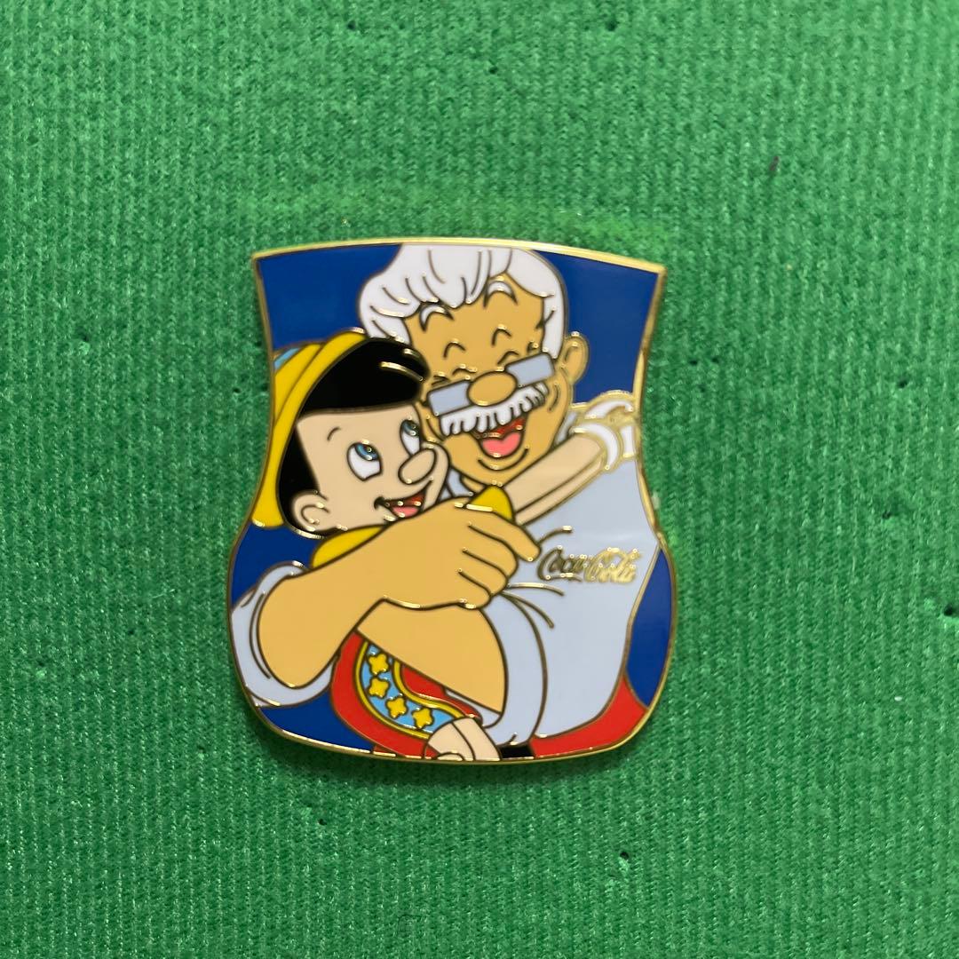 コカ・コーラ ピノキオ ボトル型　ピンズ4個セット LE100