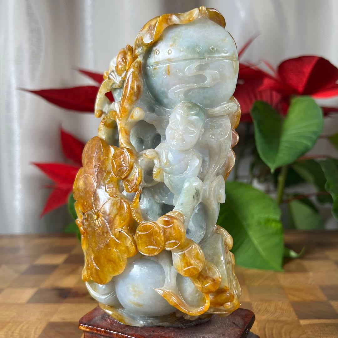 【本翡翠】吉祥唐子置物　高さ18、5cm