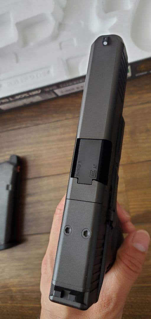 東京マルイ グロック17 Gen5 ガスガン ガスブロ サバゲー