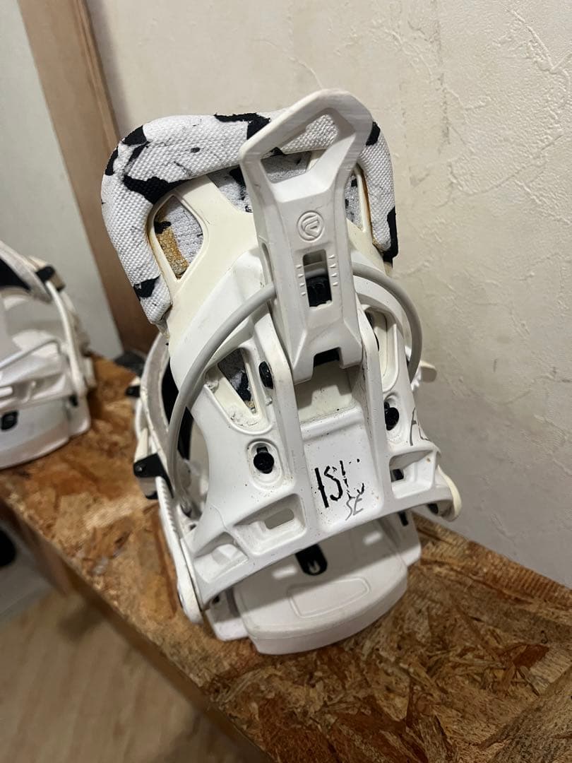 軽量！ワンタッチバイン！FLOW ISIS Mサイズ