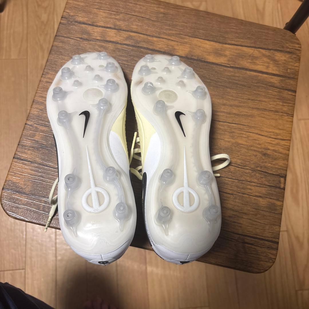 Nike サッカーシューズ ホワイト/ブラック