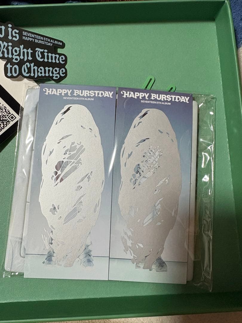 SEVENTEEN HAPPYBURSTDAY封入