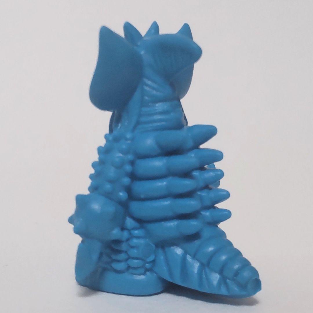 ヤ*）様 ★コレクション400　ウルトラマン怪獣消しゴム　タイラント