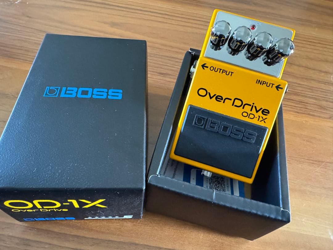 BOSS OD-1X OverDrive 箱付き