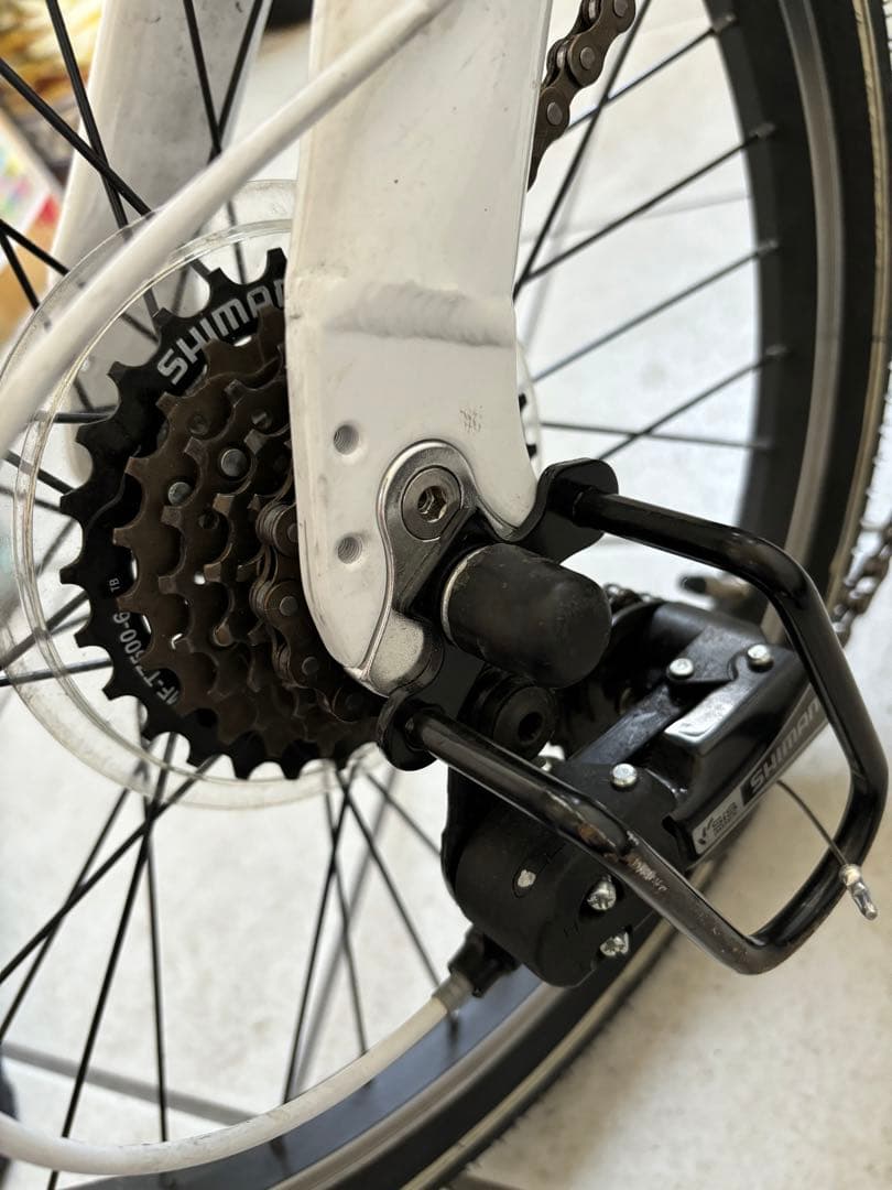 こし　折りたたみ自転車 ホワイト シマノギア　20インチ