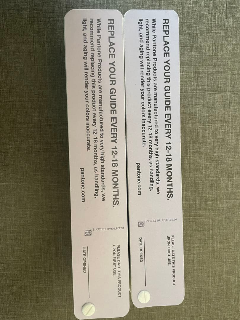 PANTONE パントン　色見本