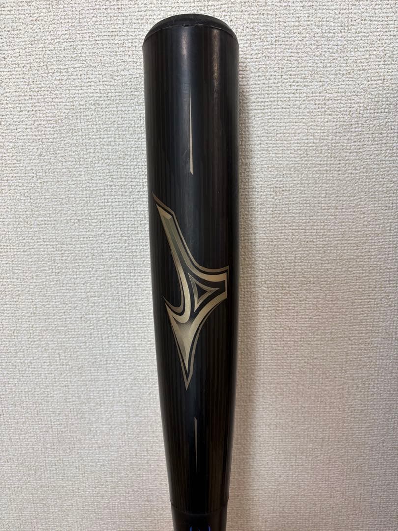 ミズノ BEYOND MAX LEGACY ケース付き