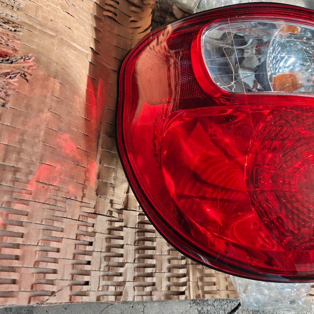 スバル GD インプレッサ 涙目 usテールライト 助手席側