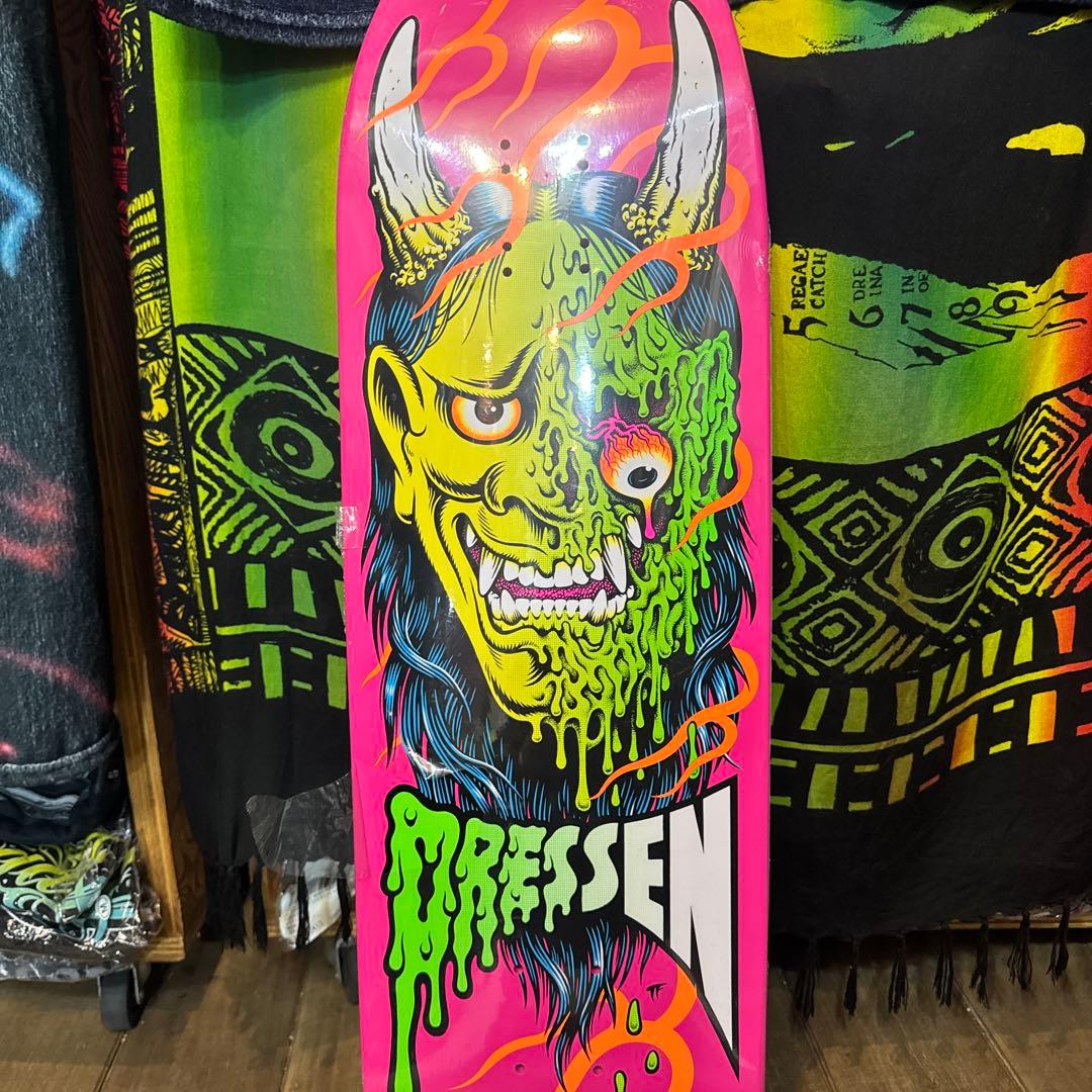 Santa Cruz Dressenグラフィックスケボーデッキ9.3×32.36