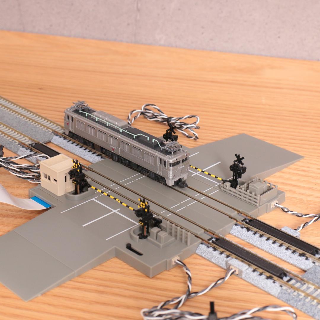 動作OK◎ KATO 20-650 自動踏切基本セット＋651複線用アダプター