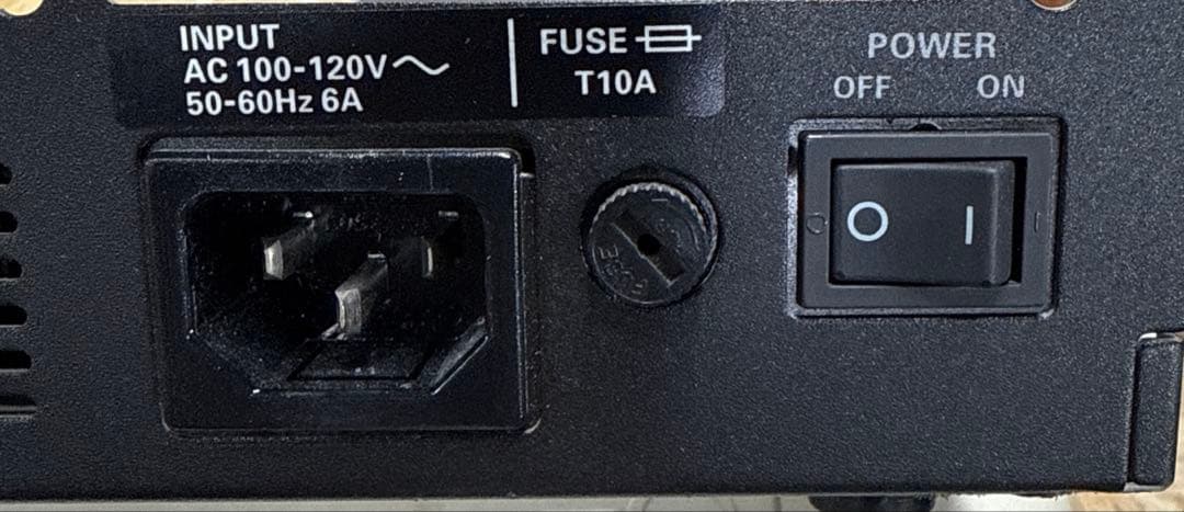 バーテックススタンダード　八重洲FT897専用内蔵型AC電源FP-30A