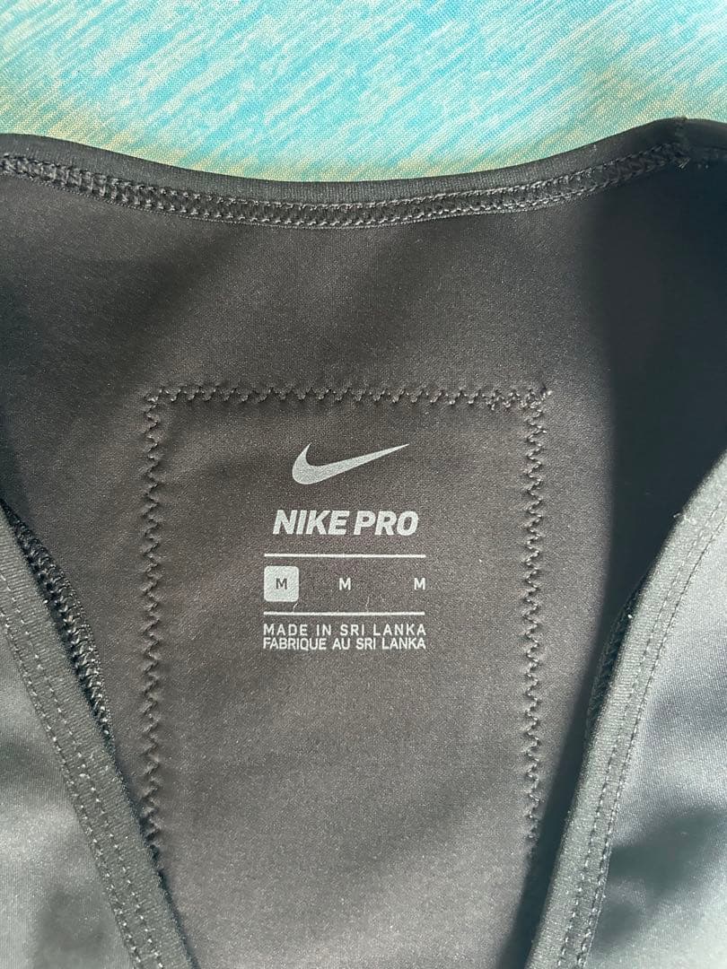 ナイキ　サッカー用　GPS ブラのみ