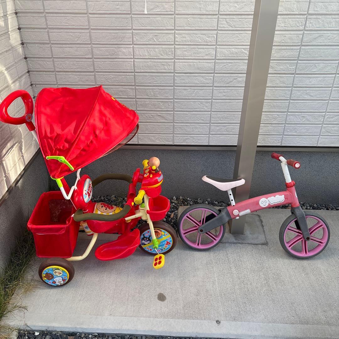 【美品】アンパンマン 三輪車 アンパンマンデラックス2おまけ自転車