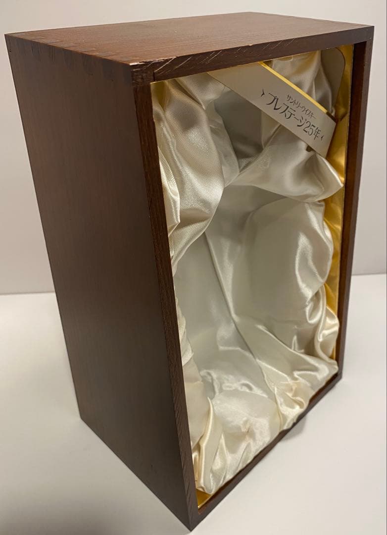 Suntory PRESTIGE 25Years ウイスキー 木箱入り（蓋無し）