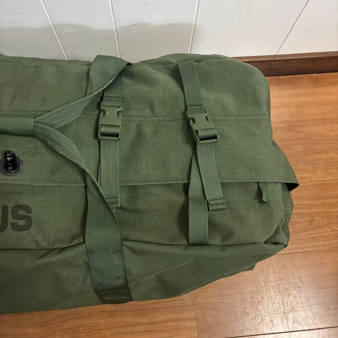 美品　米軍　実物　新型　DUFFEL BAG ダッフルバッグ　送料無料