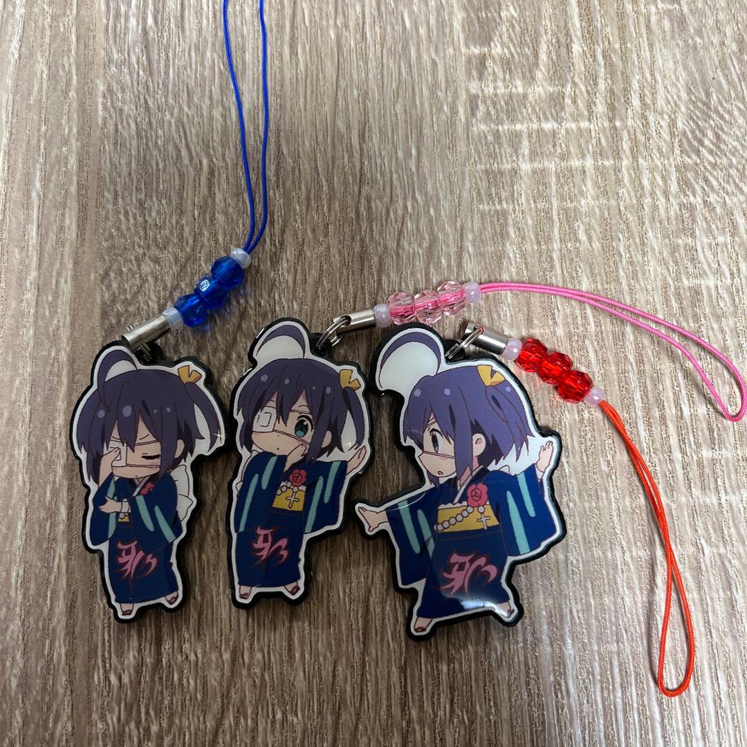 ⑧ 中二病でも恋がしたい　小鳥遊六花　キーホルダー
