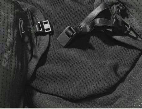 【未使用】サロモン　ランニングベスト