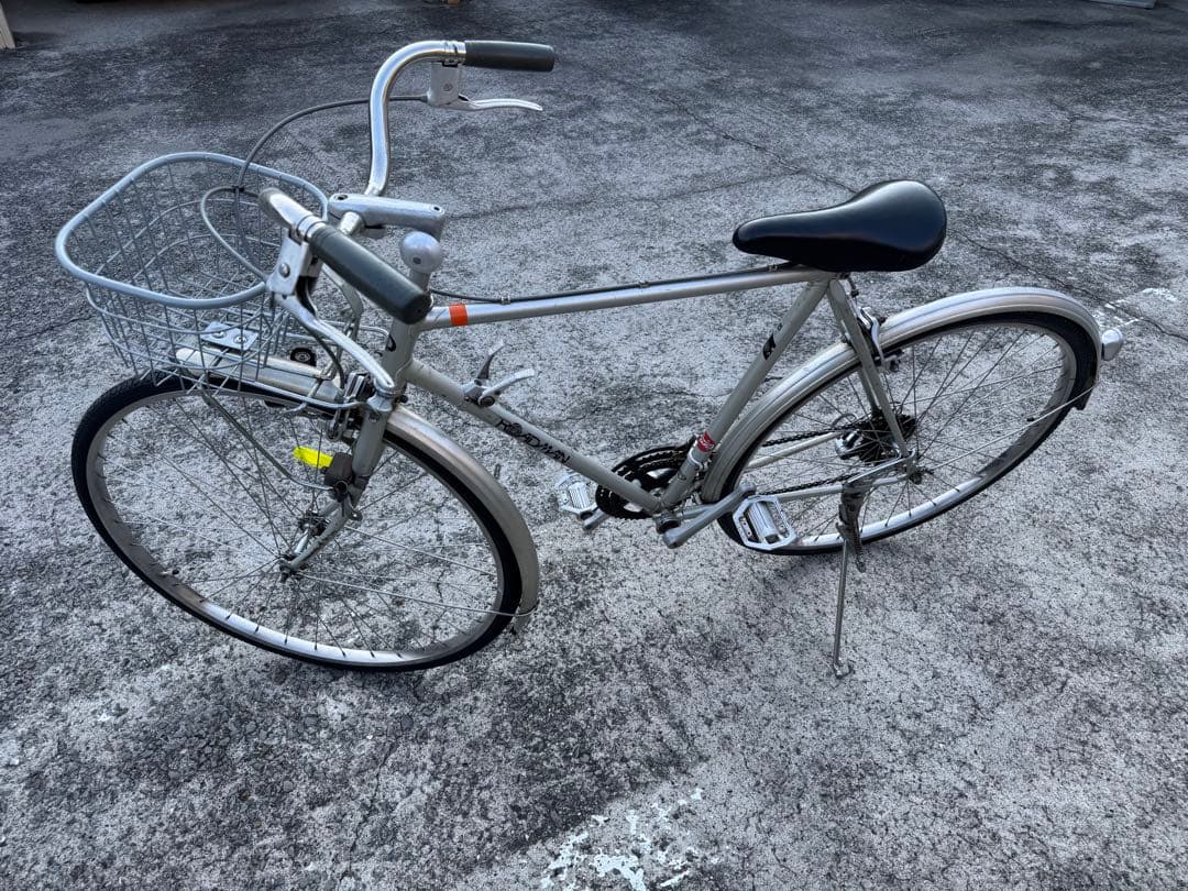 【引き取り限定】ブリヂストン　ロードマン RM-704 タイヤ付き