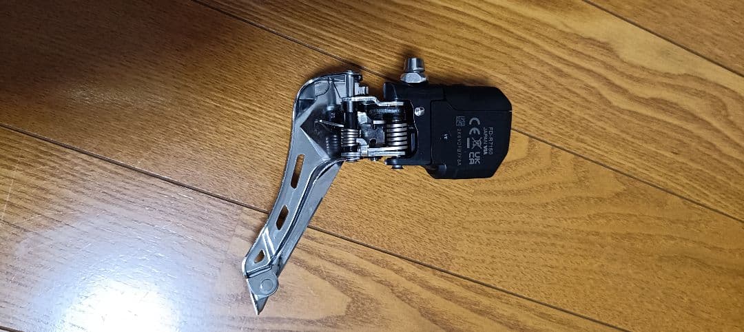 SHIMANO　105　Di2　12s　コンポーネントセット