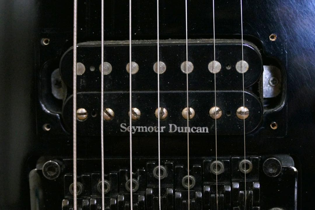 グラスルーツ製 7弦エレキギター リバースヘッド　ダンカン搭載【ジャンク品】