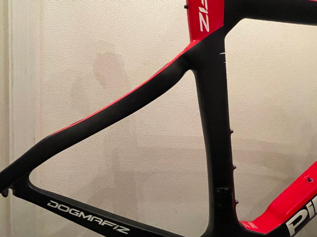 【値下げ可】2022 ピナレロ　ドグマ　F12 フレームセット+BB【美品】