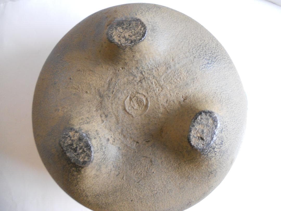 風炉 朝鮮風炉 昭和レトロ ヴィンテージ 茶道具 です。