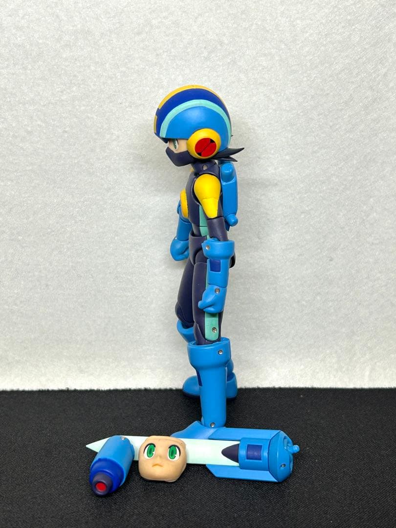 4インチネル ロックマンエグゼ 千値練 フィギュア CAPCOM ROCKMAN